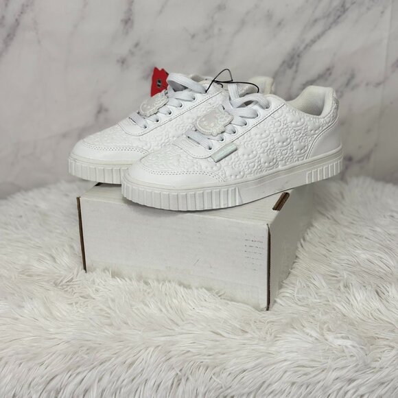 New Display w/o Box White Hello Kitty Faces Sneakers Women's 8/Girls 6 - Picture 1 of 10